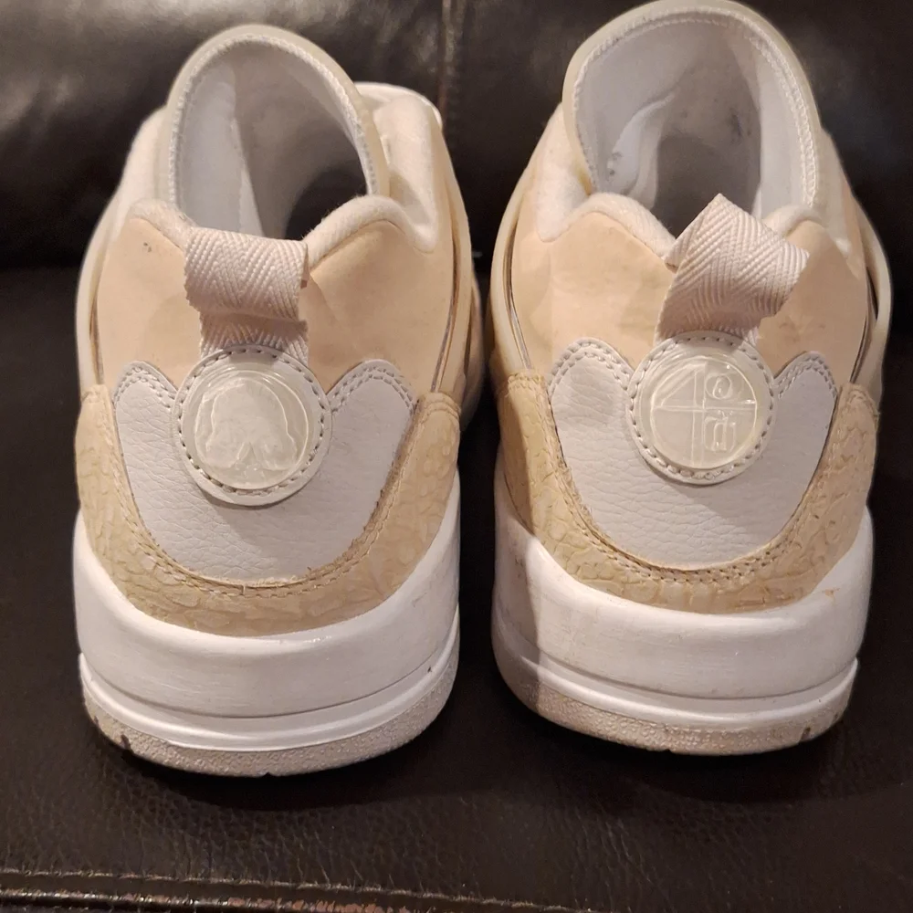 Men Jordan Sneakers